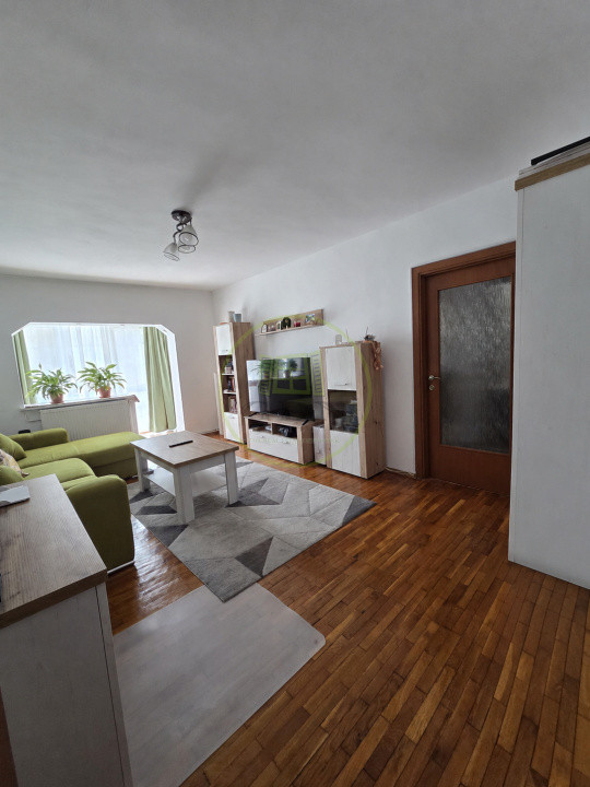 Apartament 2 camere, 54 mp, Craiovita Noua, zona Gradinita Phoenix