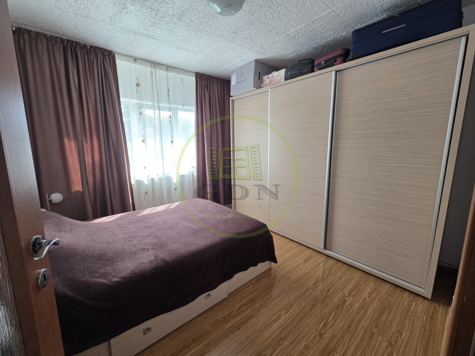 Apartament 2 camere, 54 mp, Craiovita Noua, zona Gradinita Phoenix