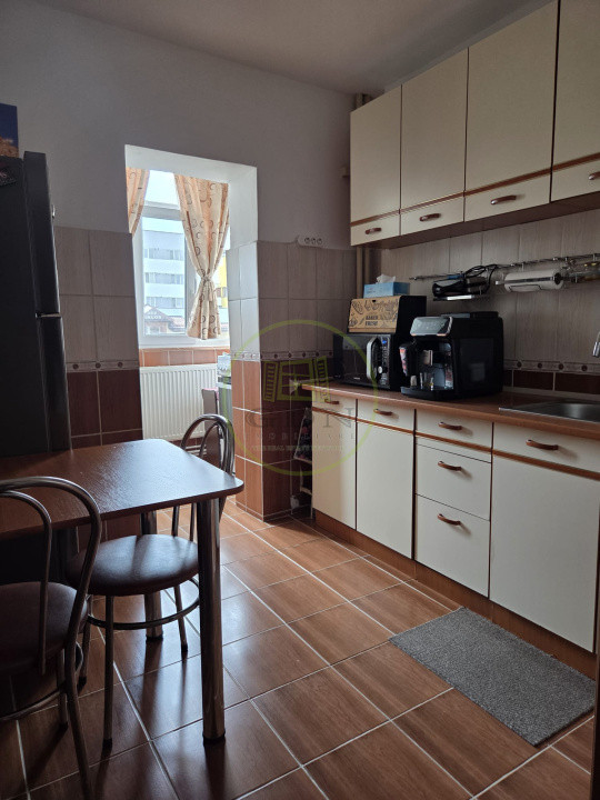 Apartament 2 camere, 54 mp, Craiovita Noua, zona Gradinita Phoenix