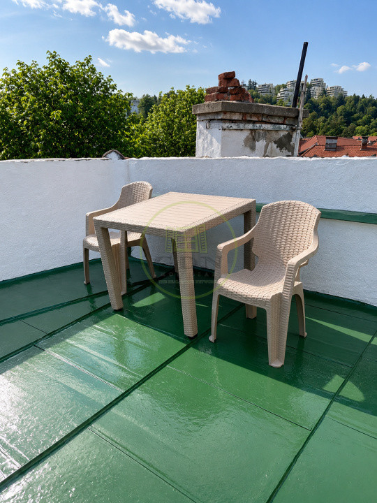Vanzare apartament centrul istoric Brașov în Piața Sfatului