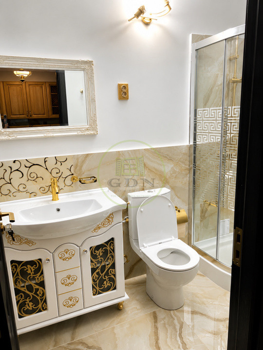Vanzare apartament centrul istoric Brașov în Piața Sfatului