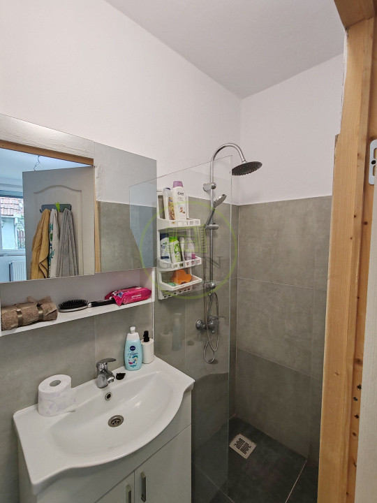 Casă de vânzare – Păuca 1400 mp teren , 132mp utili