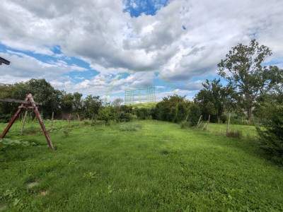Casă de vânzare – Păuca 1400 mp teren , 132mp utili
