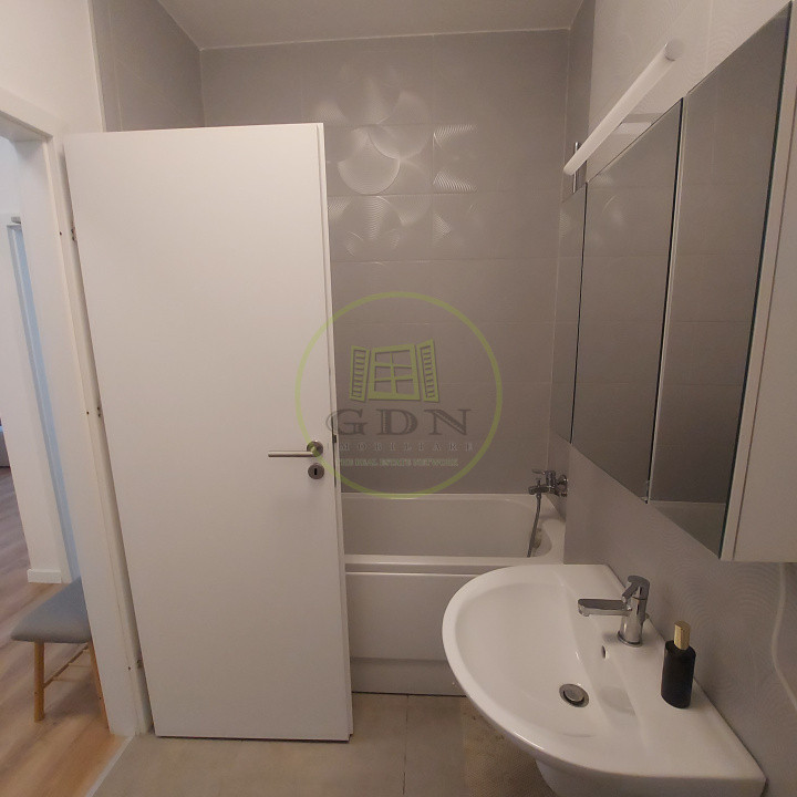 Inchiriere studio cartierul Coresi Brașov ( apartament 2 camere)