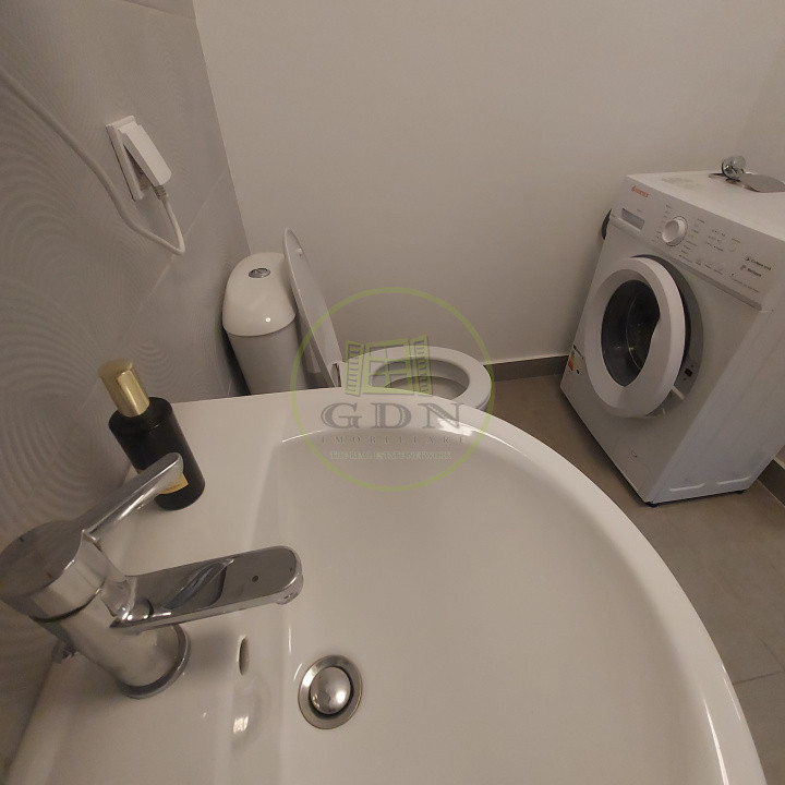 Inchiriere studio cartierul Coresi Brașov ( apartament 2 camere)