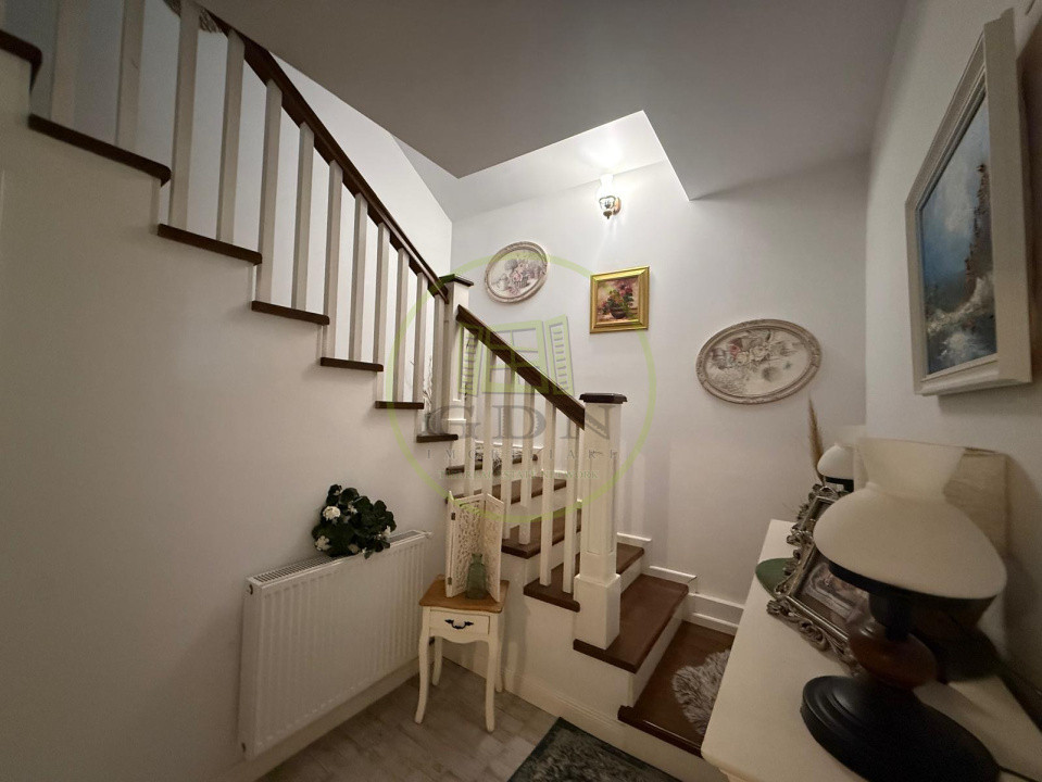 Casa P+M+spatiu comercial, 1920 mp teren, 230 mp utili, Mogosesti