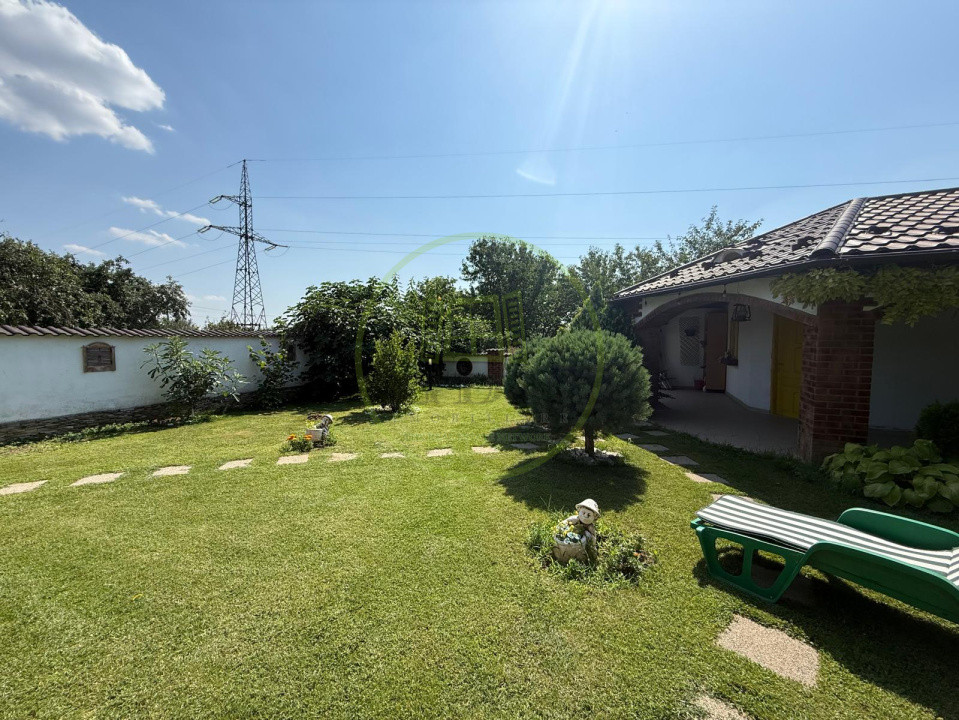 Casa P+M+spatiu comercial, 1920 mp teren, 230 mp utili, Mogosesti