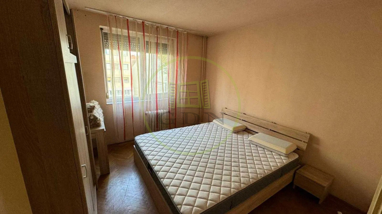 Apart.3 camere,decomandat, zona ultracentrală, lângă Fac. de Drept, Magheru