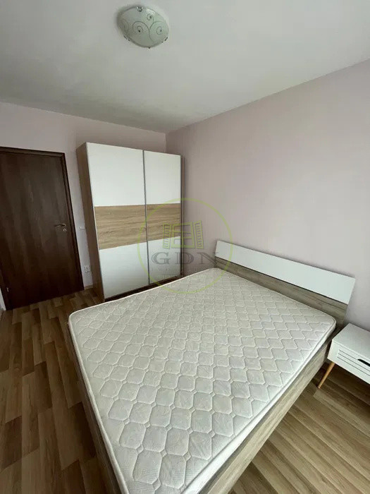 Închiriere apartament 2 camere renovat – City Residence, parcare inclusă