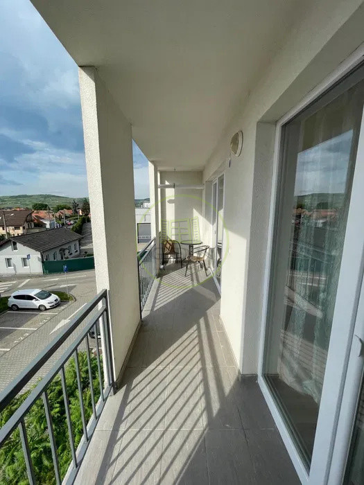 Închiriere apartament 2 camere renovat – City Residence, parcare inclusă