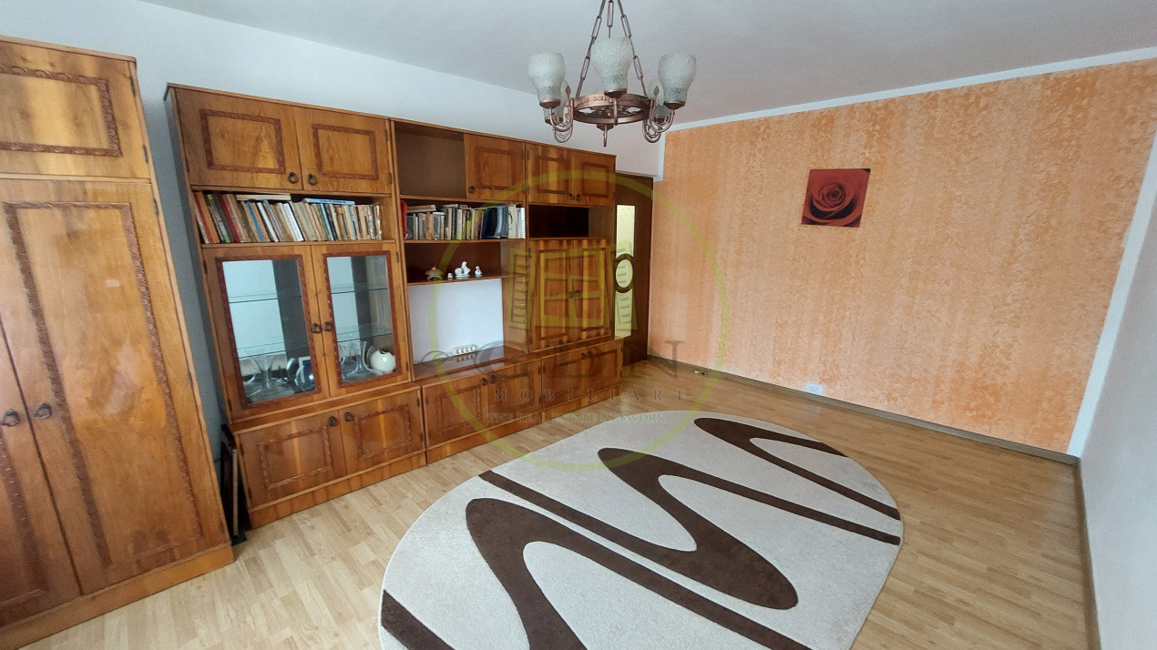 Apartament 3 camere decomandat, 71 mp, etajul 3, Rovine zona Parculet