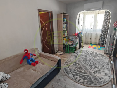 Apartament 2 camere, 41 mp, Craiovita Noua, zona Scoala 30