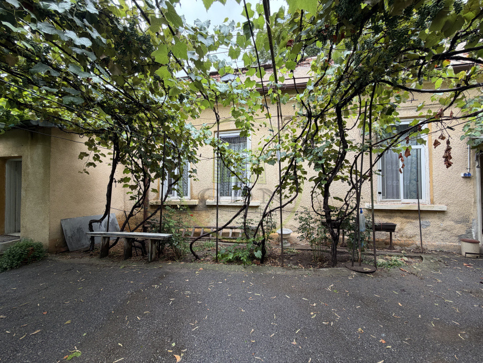 Casa parter, 73mp utili, 200mp teren, zona centrala