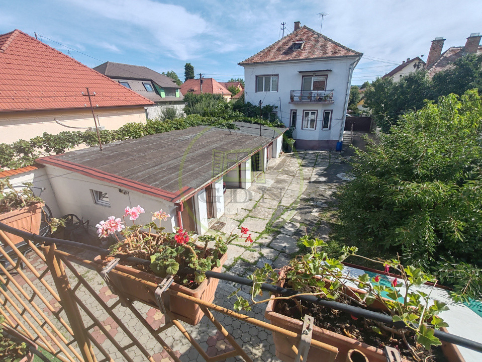 Casă individuală spațioasă de vânzare – Strada Negoi | 279 mp utili | Teren 770 