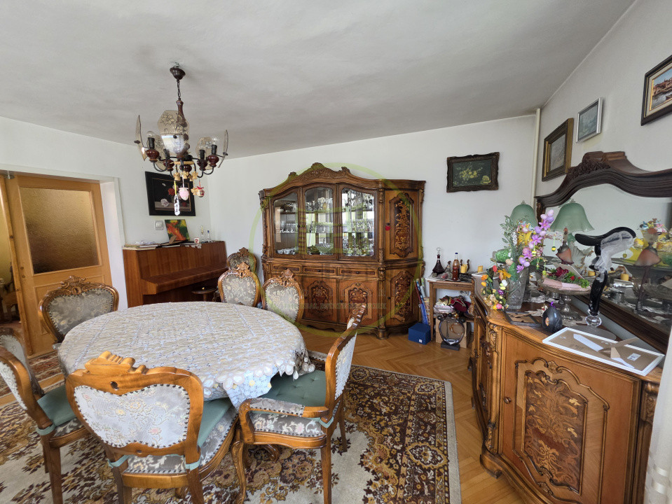 Casă individuală spațioasă de vânzare – Strada Negoi | 279 mp utili | Teren 770 