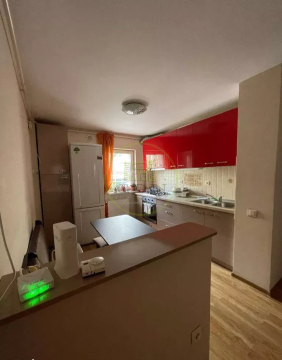 Apartament 2 camere decomandat-cartier Tractorul