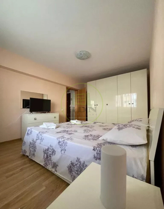 Apartament 2 camere decomandat-cartier Tractorul