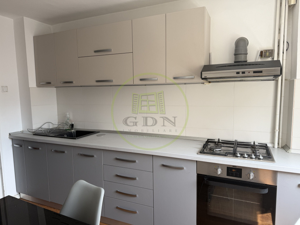🏡 Apartament cu 3 camere de închiriat – Str. Toamnei, Brașov