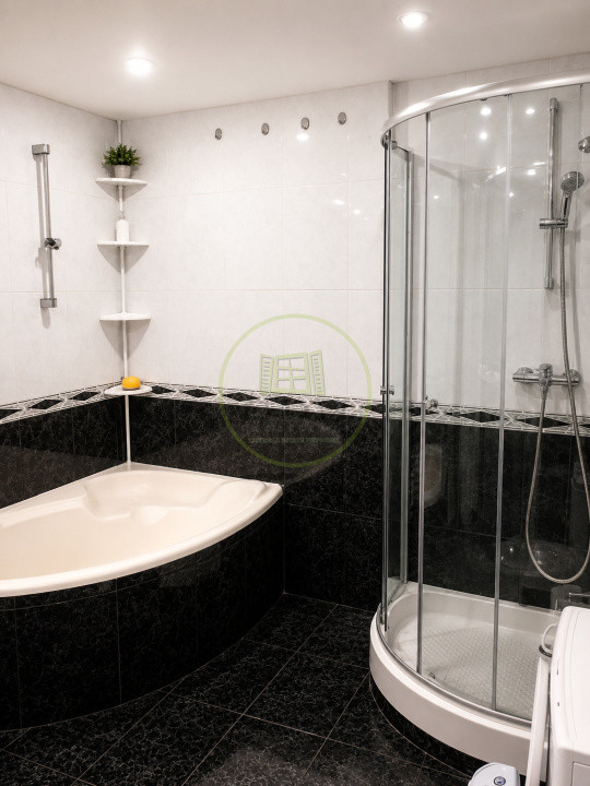 Apartament 3 camere de închiriat Aula Universității Onix Brașov