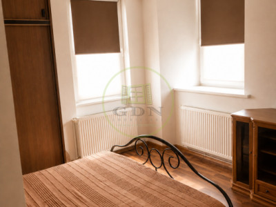 Apartament 3 camere de închiriat Aula Universității Onix Brașov