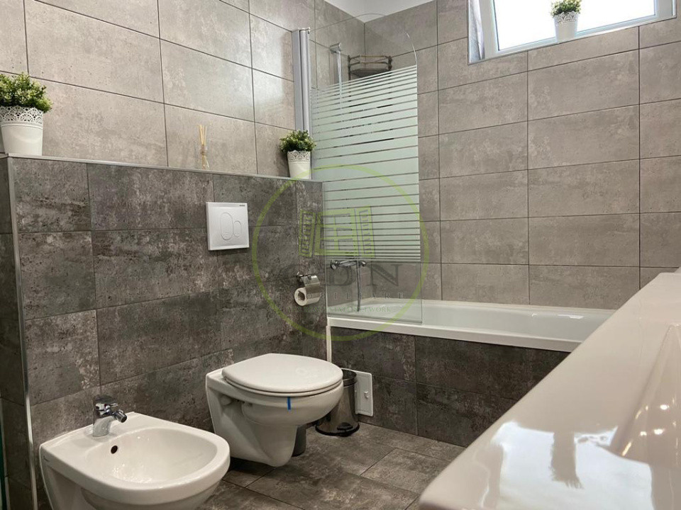Vânzare apartament 3 camere Râșnov