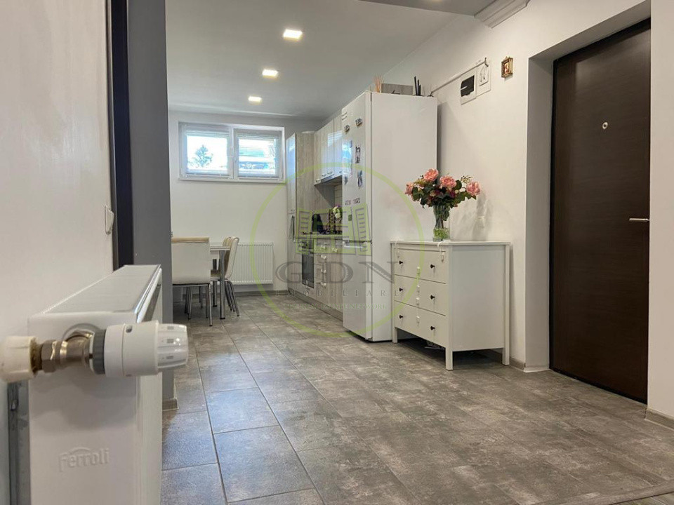 Vânzare apartament 3 camere Râșnov