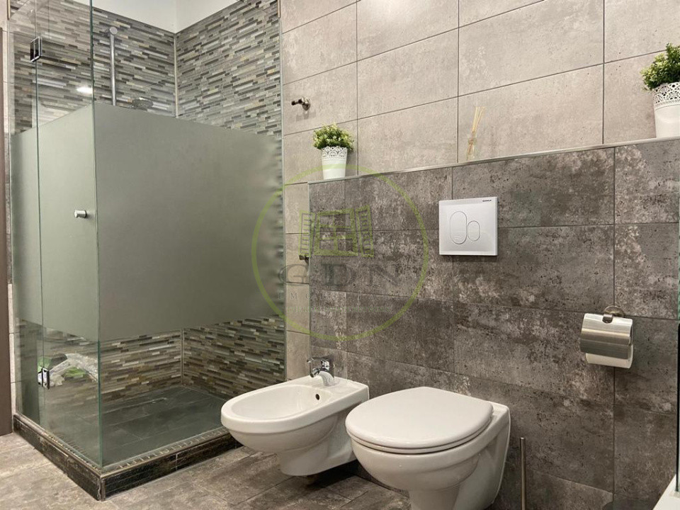 Vânzare apartament 3 camere Râșnov