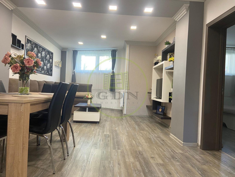 Vânzare apartament 3 camere Râșnov