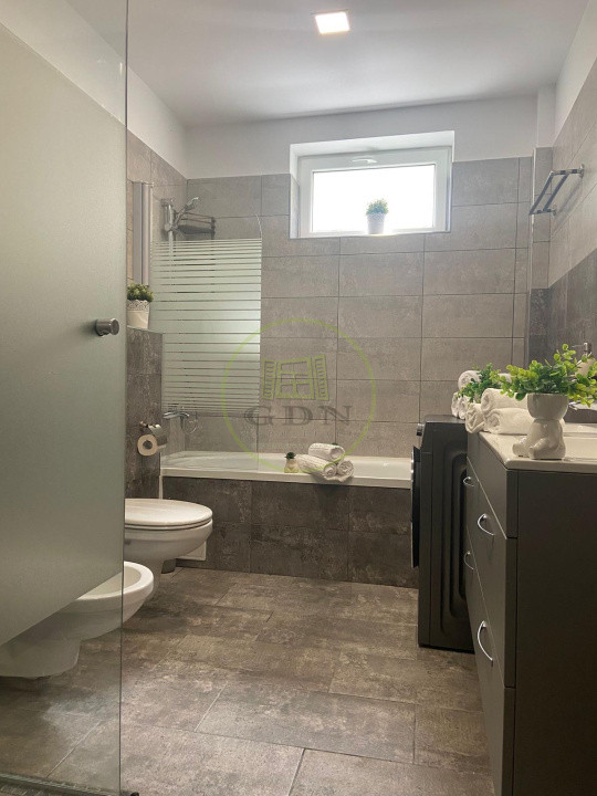 Vânzare apartament 3 camere Râșnov