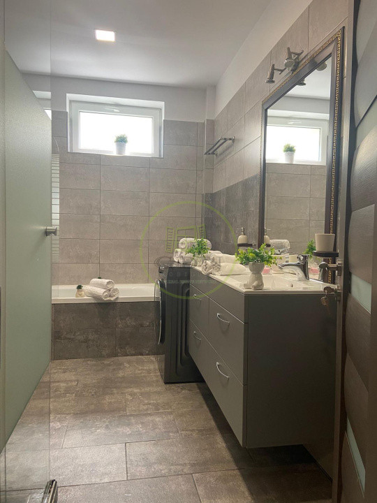Vânzare apartament 3 camere Râșnov
