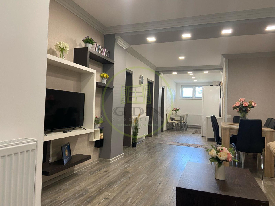 Vânzare apartament 3 camere Râșnov