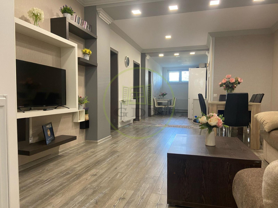 Vânzare apartament 3 camere Râșnov