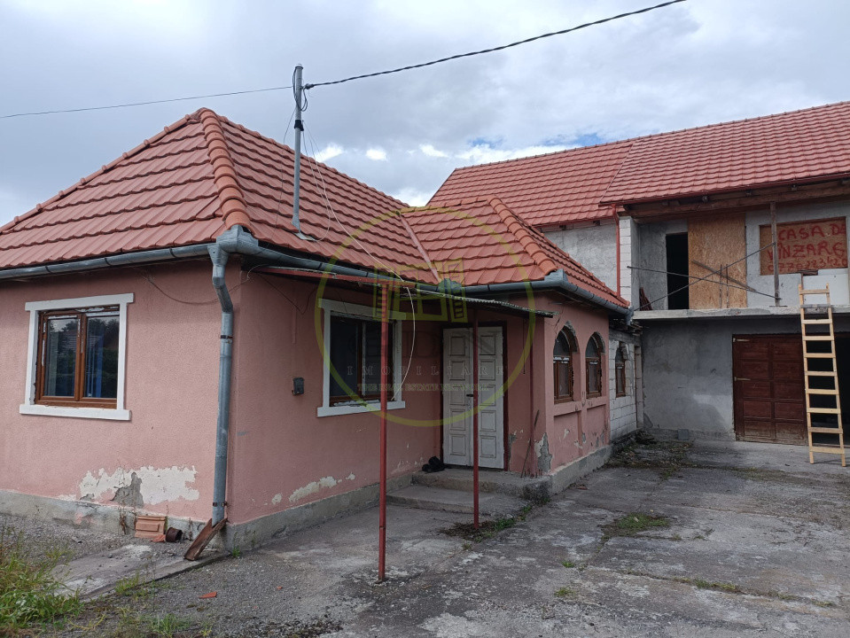 Casă de vânzare Reghin - Suseni