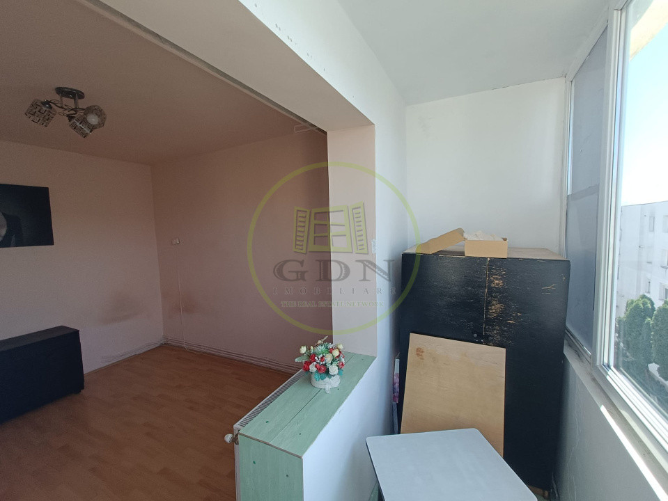 Apartament cu 2 camere de vânzare în Reghin