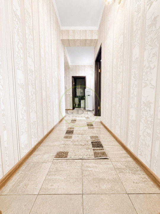 Inchiriez apartament doua camere str mijloc