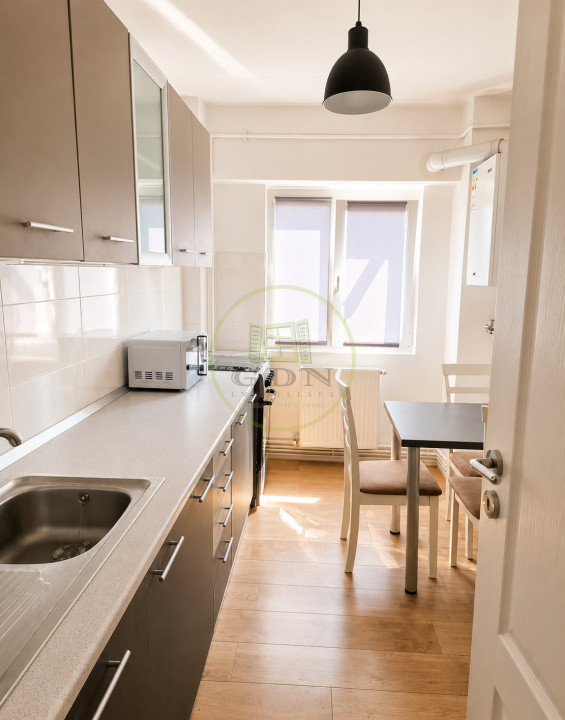 Inchiriere apartament 2 camere Strada Toamnei Brașov