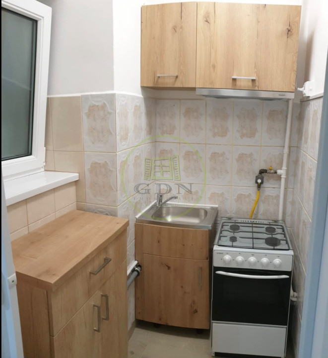 Garsonieră de închiriat – Zona Spitalul Judetean, Strada Calea Bucuresti