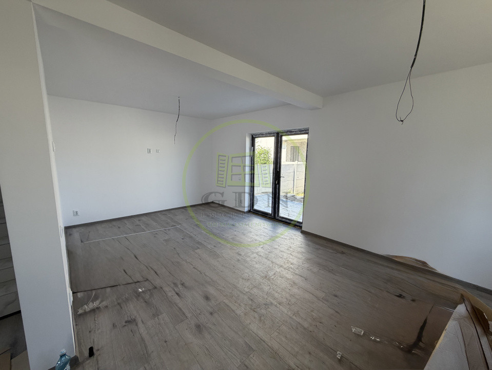 Casa P+1, 95mp utili, 348mp teren, Simnicul de Sus , zona Perla Albestenilor