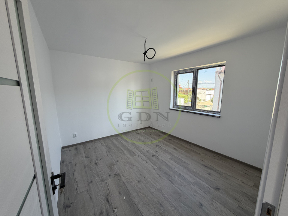Casa P+1, 95mp utili, 348mp teren, Simnicul de Sus , zona Perla Albestenilor