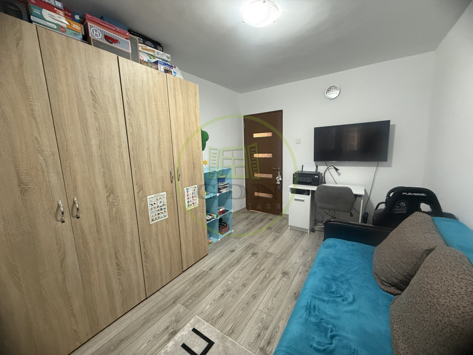 Apartament 3 camere, 67.84 mp, cartier Craiovița Nouă, zona Kaufland