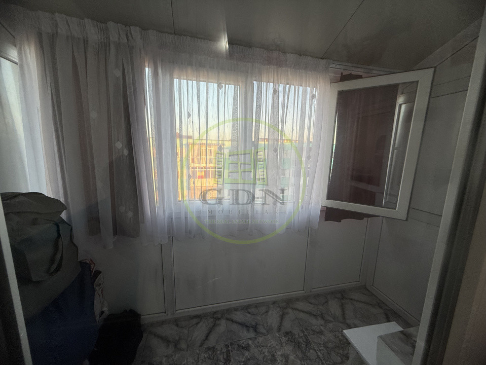 Apartament 3 camere, 67.84 mp, cartier Craiovița Nouă, zona Kaufland