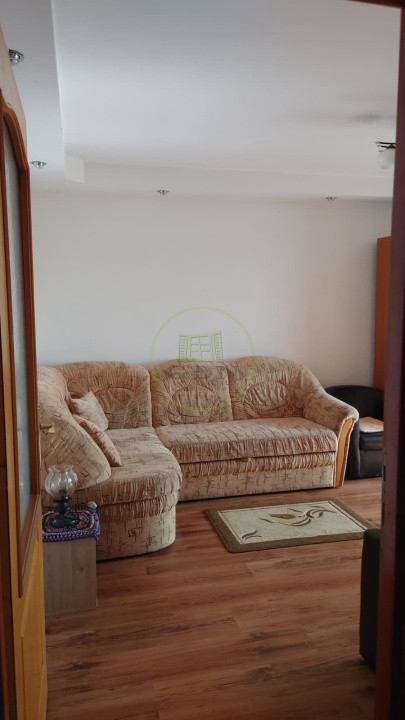 Apartament de vanzare doua camere decomandat, Vasile Aaron!