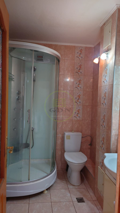 Apartament de vanzare doua camere decomandat, Vasile Aaron!
