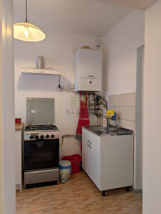 Garsoniera studio de inchiriat in Centrul Istoric al Sibiului-Strada Gh Lazar