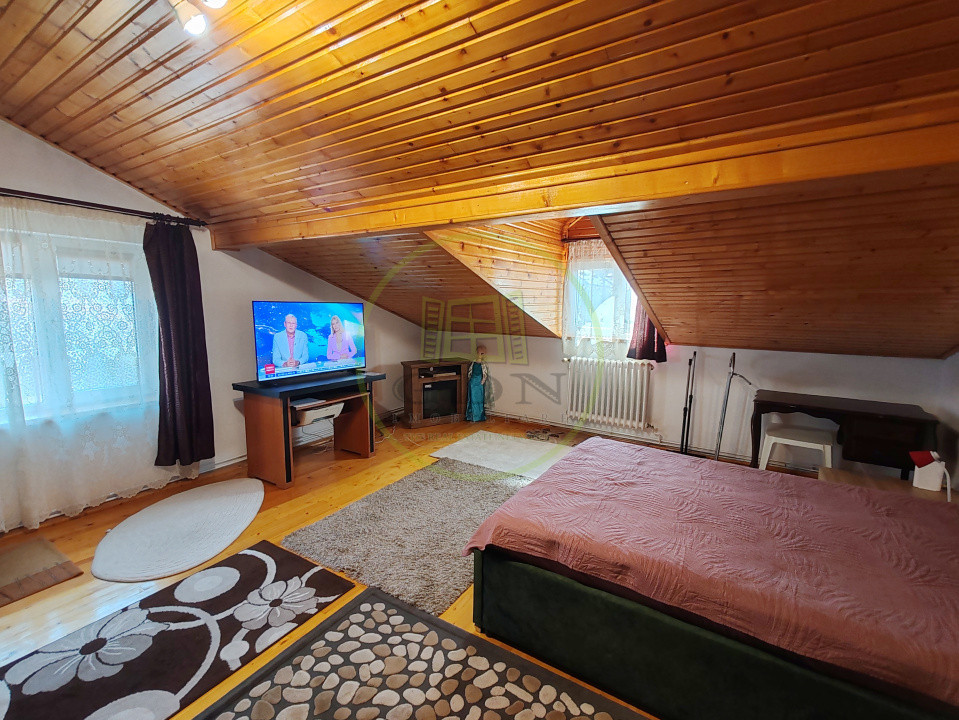 Apartament spațios de vânzare, în imediata apropiere a Parcului Sub Arini 