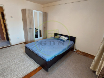 Apartament 3 camere, decomandat, Valea Rosie zona Spitalul Militar