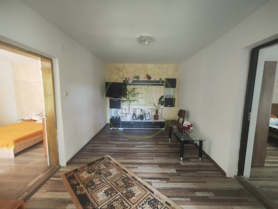 Casa 3 camere, teren 226 mp, Craiova, zona centrala.
