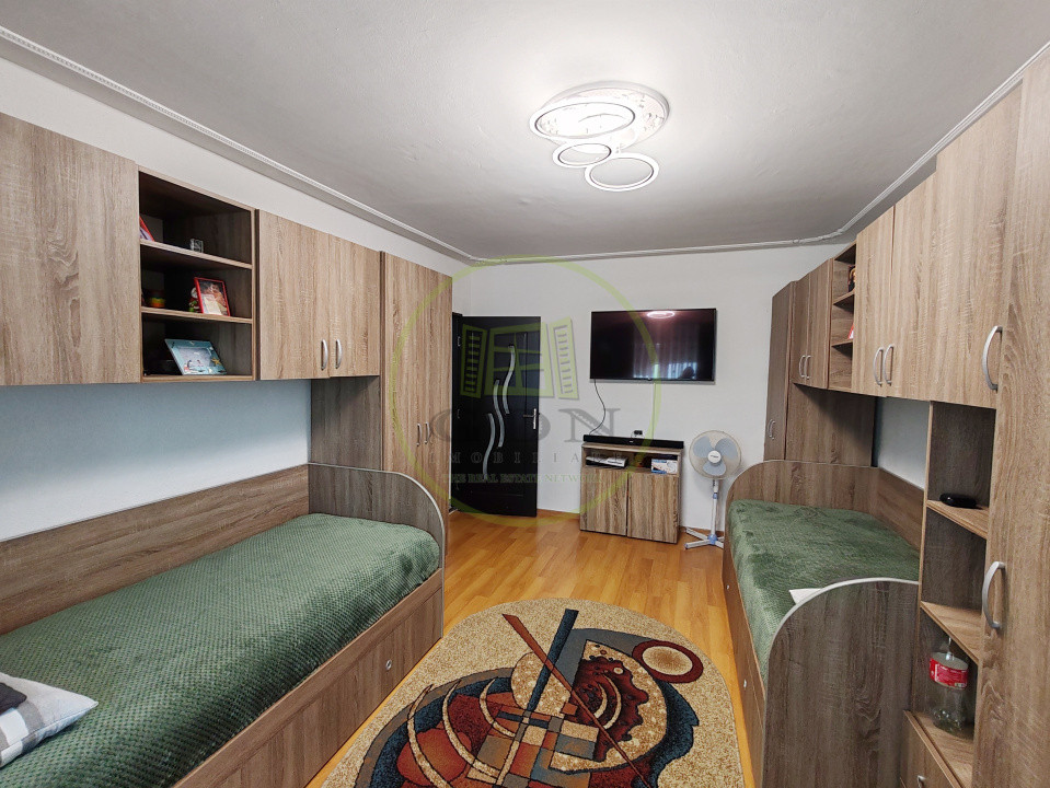 Apartament cu 2 camere decomandate, 52 mp utili, vedere panoramică – V. Aaron
