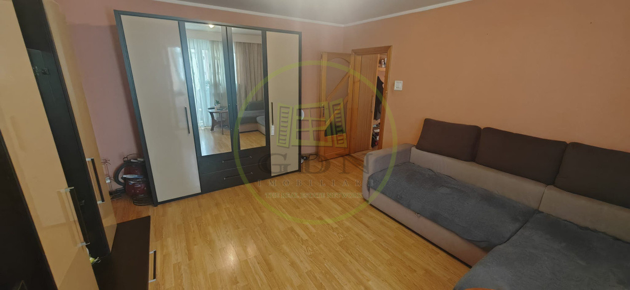 Apartament 2 camere, 51 mp, Craiovita Noua, zona Niela
