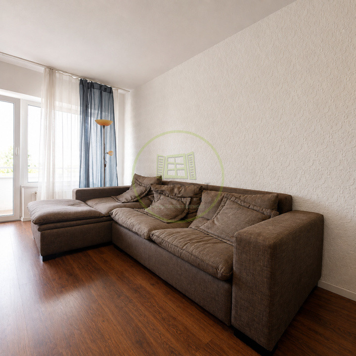 Închiriez apartament 3 camere  Centru Civic Brașov Pet friendly